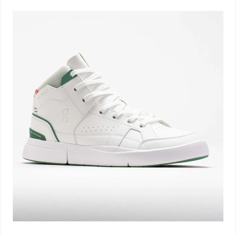 On Running THE ROGER Clubhouse Mid sneaker. Size 14, new.